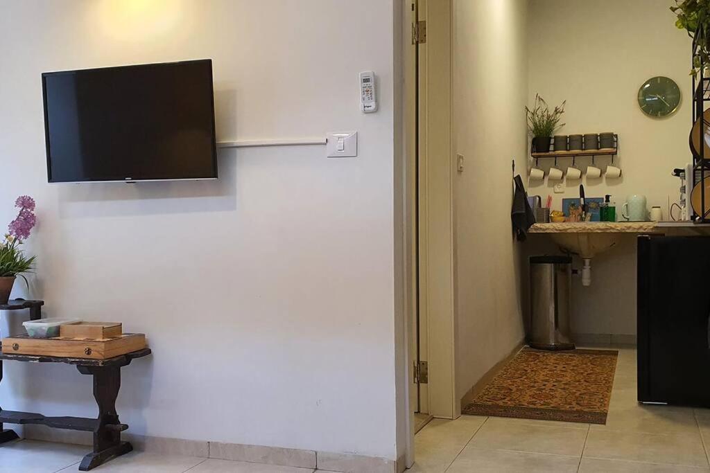 נקודת חן Appartement Shadmot Devora Buitenkant foto